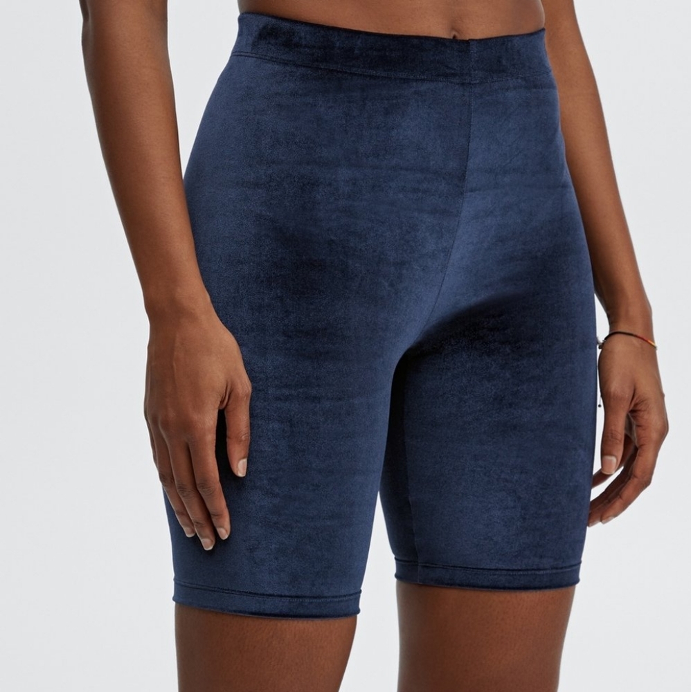 NWT Fabletics Dark Blue Velour High-Waisted Bike Shorts